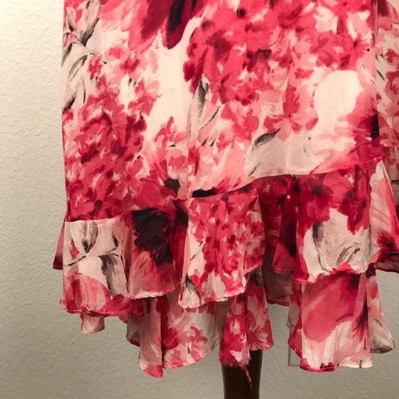 WHBM Silk Floral Tiered Hem Strapless Dress - Picture 5 of 7